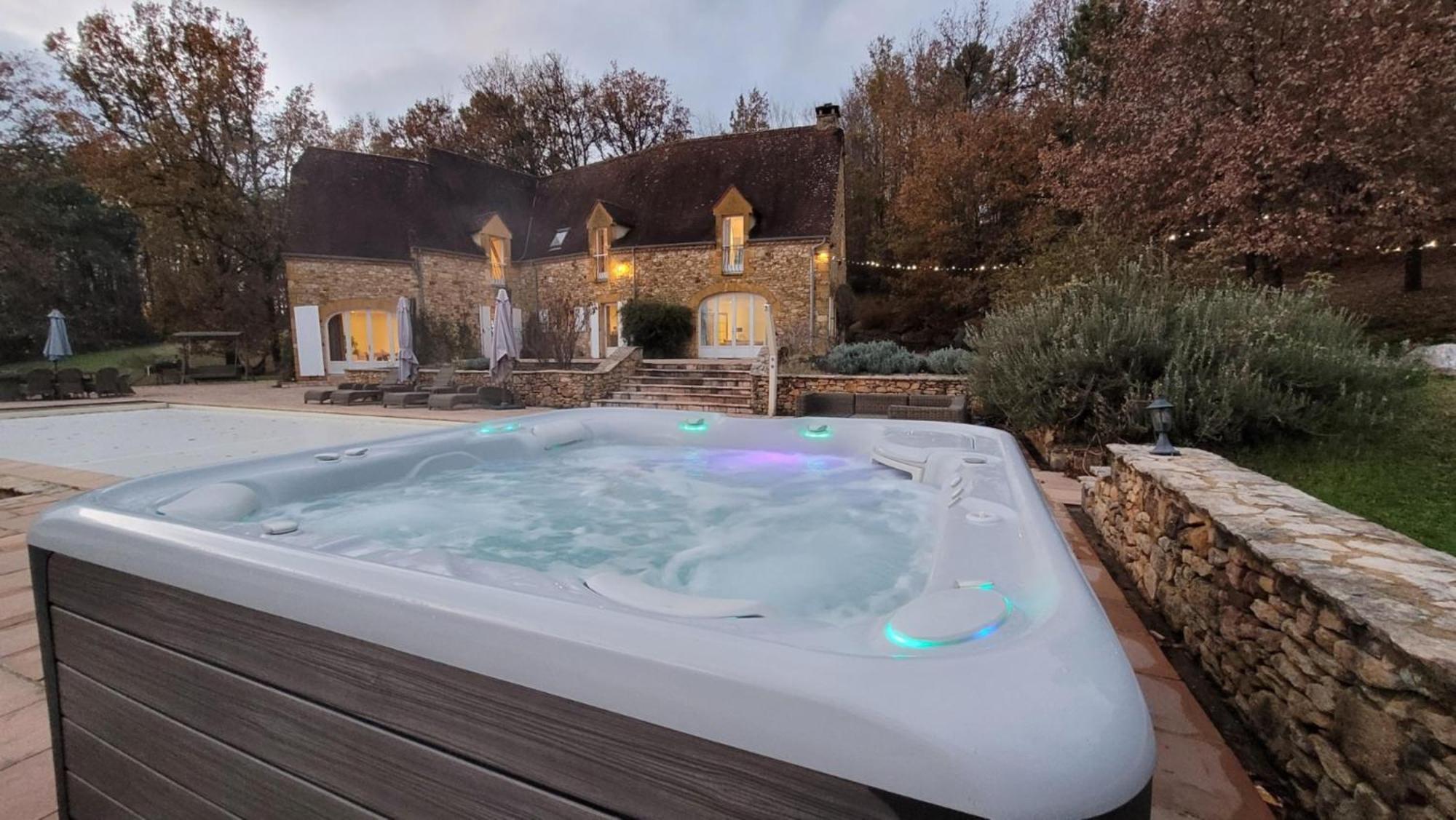 Luxury Chateau W. Pool & Hot Tub In Dordogne Beynac-et-Cazenac Bagian luar foto